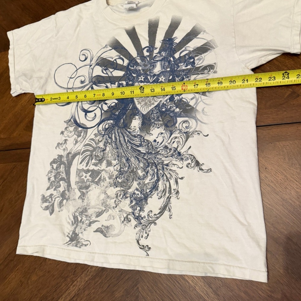 Fruit of the Loom Mens Graphic T-Shirt White Blue Crest Scrollwork Large L - Picture 5 of 5